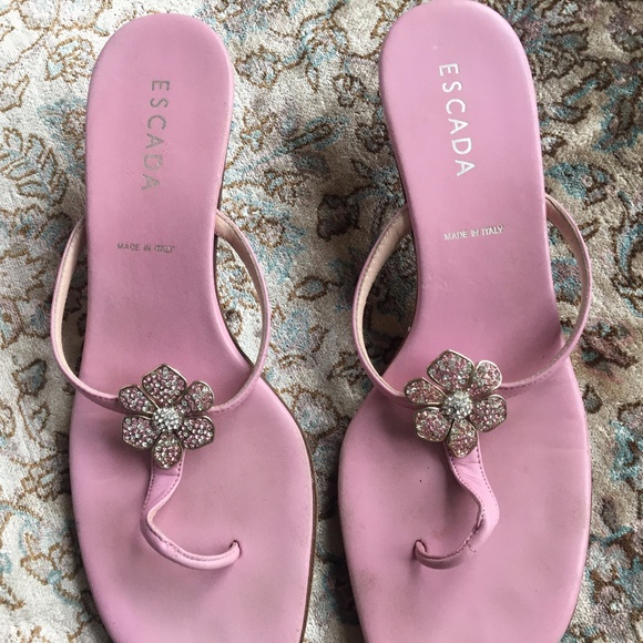 Escada Kitten Heels - Picture 2 of 9